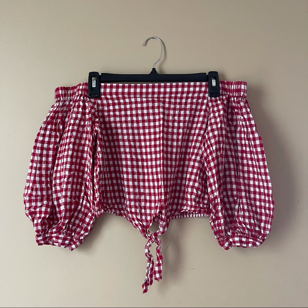 Forever 21 Checkered Halter Top With Sleeves